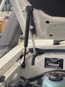 70 Series Land Cruiser 70 Series Bonnet Gas Struts (Pair) (2023-Present)